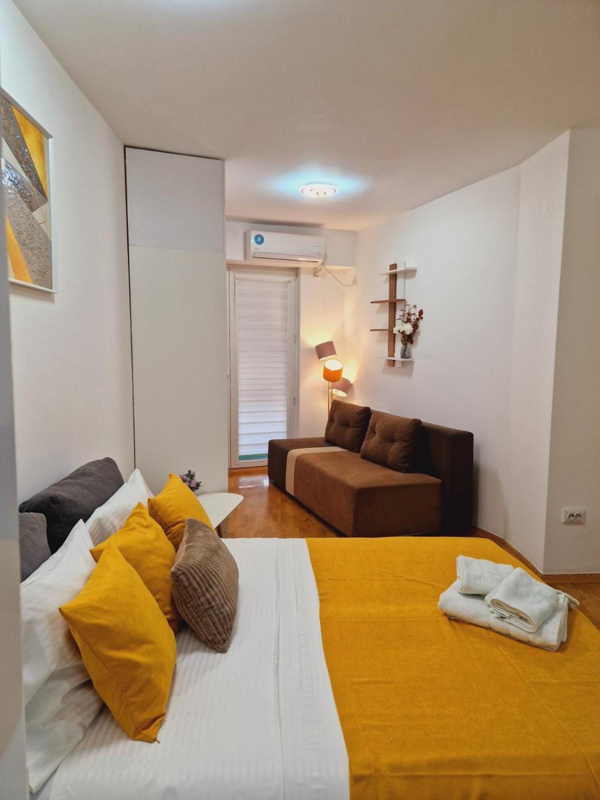 Kamche Apartment